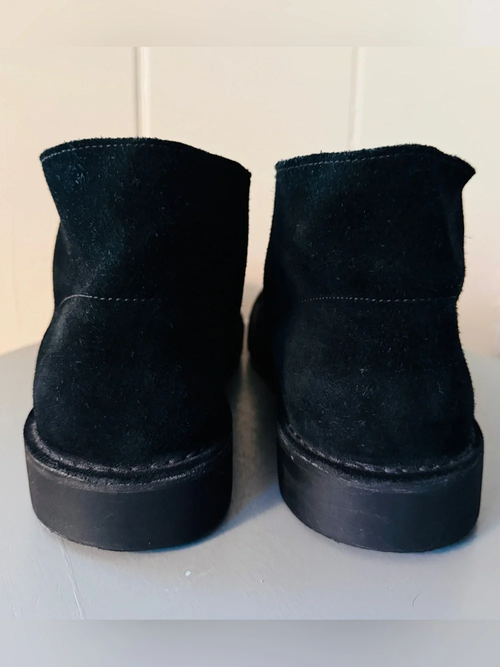 Clark's Black Suede Desert Chukka Boots  excellent
